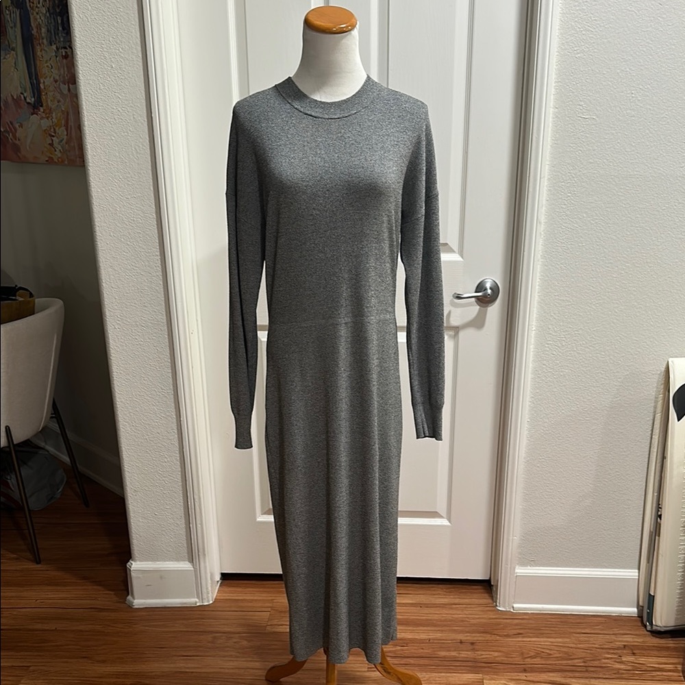 Banana Republic Gray Long Sleeve Knit Sheath Dress